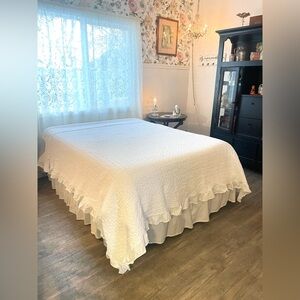 Piubelle Matelasse Quilt Coverlet Texture Solid White Ruffle Shabby Cotton 88x96